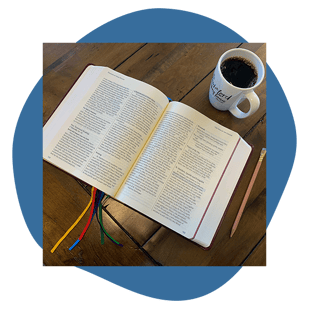 ACCESSING OPEN DOORS – Daily devotionals and bible studies.